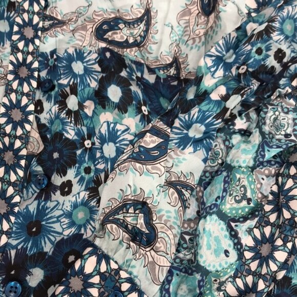 Elie Tahari Printed Silk Button-Down Top - Picture 8 of 8